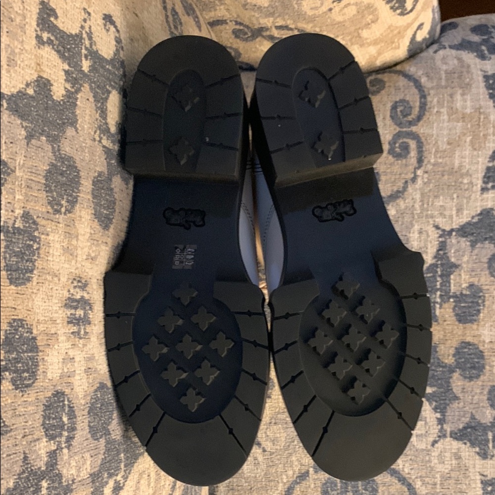 Coach Cream and Black Ankle Booties with Leather Finish - Picture 5 of 5